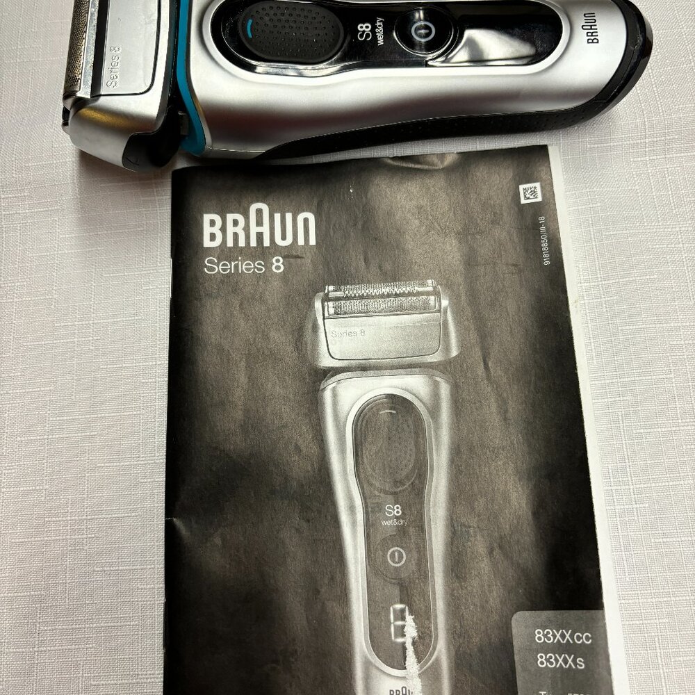 Series 8 Silver & Black Electric Shaver for Men